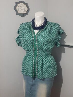 Max Studio Green Patterned V-Neck Women's Blouse, Size L